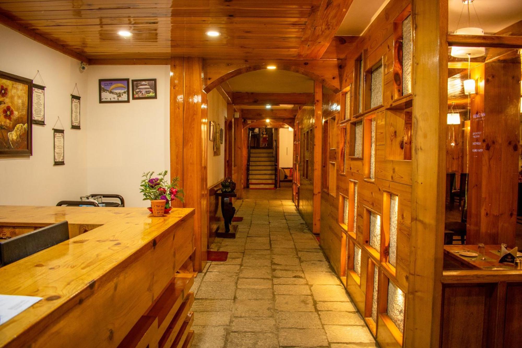 The Whispering Inn Resort And Bar Manali  Bagian luar foto