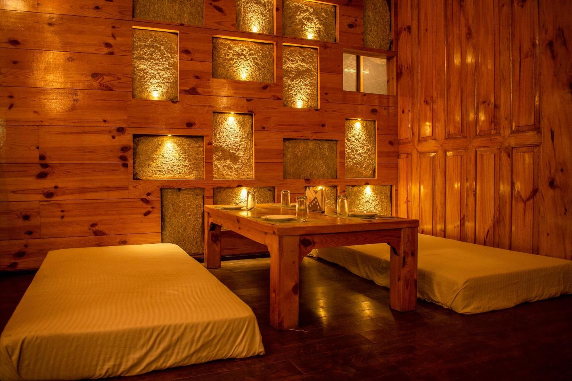 The Whispering Inn Resort And Bar Manali  Bagian luar foto